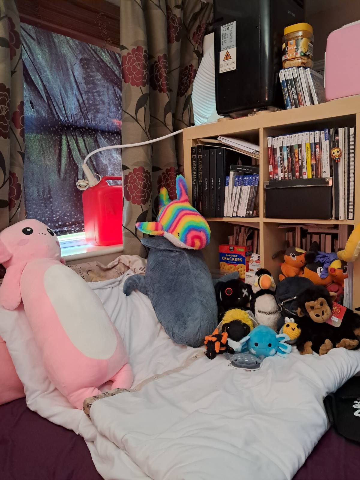 [Image: c46b9953bcefe86d.png]