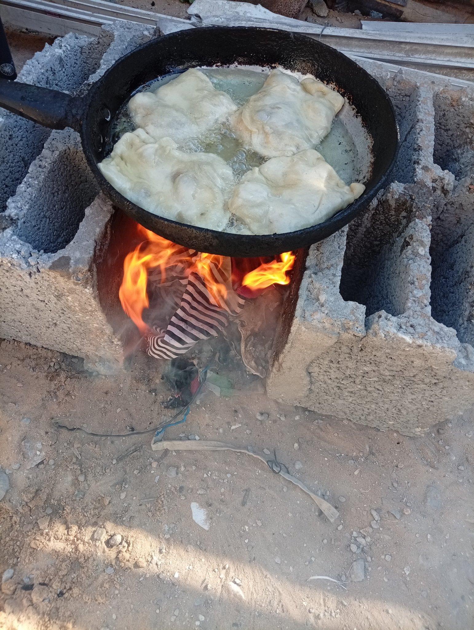 I’m Uday. 💔 My mother can barely breathe after cooking over fire because our gas cylinder is empty. We urgently need $100 to refill it and keep her safe. 🙏
Please help with a donation or share our story. 🇵🇸
